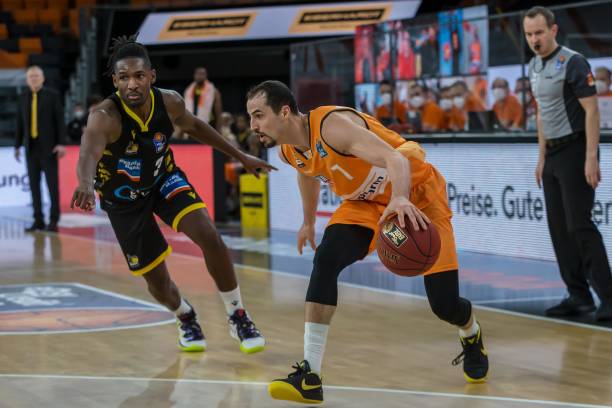 通过数据分 通过数据分